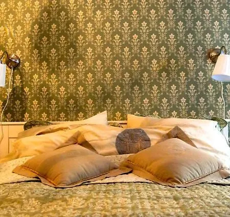 Pehtoorin Kammarit Bed & Breakfast *