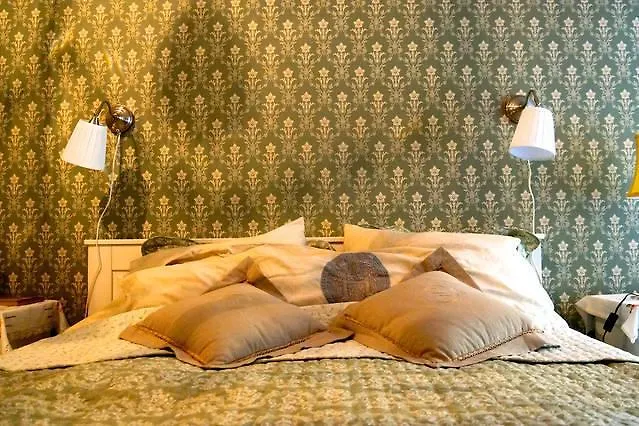 Pehtoorin Kammarit Bed & Breakfast *