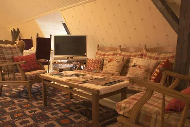 Pehtoorin Kammarit Bed & Breakfast Iltasmäki